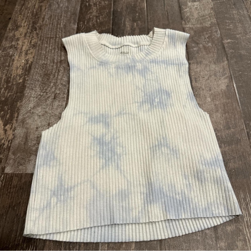 Aerie White and Blue Tie-Dye Ribbed Tank Top
